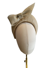 Load image into Gallery viewer, Beige Bow Fascinator 7 cms Tall Headband, With Silver Thread, Halo Shape, Races Headpiece