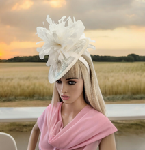 Load image into Gallery viewer, Ivory Feather Bow Fascinator