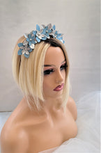 Load image into Gallery viewer, Silver and Blue Daisy Flower Headband Crown