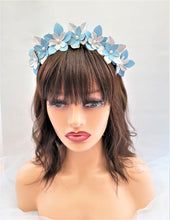 Load image into Gallery viewer, Silver and Blue Daisy Flower Headband Crown