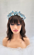 Load image into Gallery viewer, Silver and Blue Daisy Flower Headband Crown