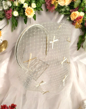 Load image into Gallery viewer, Ivory Bow Fascinator Headband – Bridal Headpiece with Veil and Scattered Bows, Wedding Headpiece