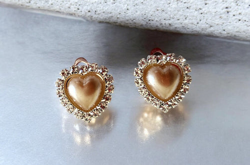 Clip-On Diamante Beige Heart Stud Earrings with Pearl Cluster – 2cm Drop