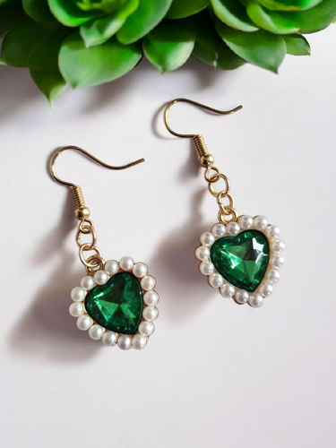 Clip-On Diamante Green Heart Stud Earrings with Pearl Cluster – 4.5cm Drop
