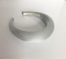 Load image into Gallery viewer, Satin Padded Headband 4 cm wide