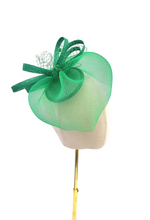 Load image into Gallery viewer, Green Fascinator Hat, With Bow and veil,