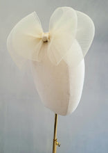 Load image into Gallery viewer, Ivory Double Bow Fascinator, Hair Clip,