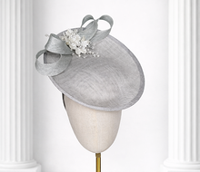 Load image into Gallery viewer, Pale Grey Sinamay Fascinator Hat with Looped Bow and Diamante Flower Brooch Headband