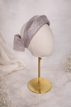 Load image into Gallery viewer, Pale Grey Sinamay Ridged Fascinator Headband with Elegant Back Bow