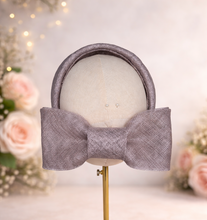 Load image into Gallery viewer, Pale Grey Sinamay Ridged Fascinator Headband with Elegant Back Bow