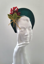 Load image into Gallery viewer, Winter Christmas Fascinator
