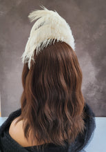 Load image into Gallery viewer, Burlesque ivory feather headdress